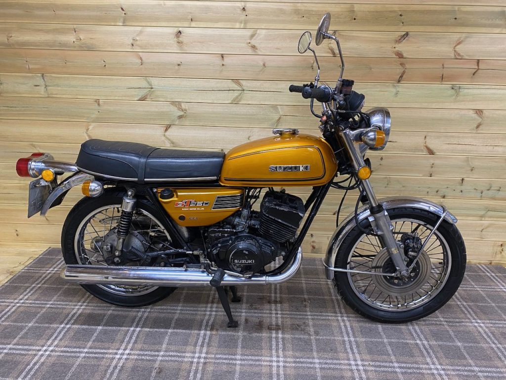 Suzuki GT250 1976