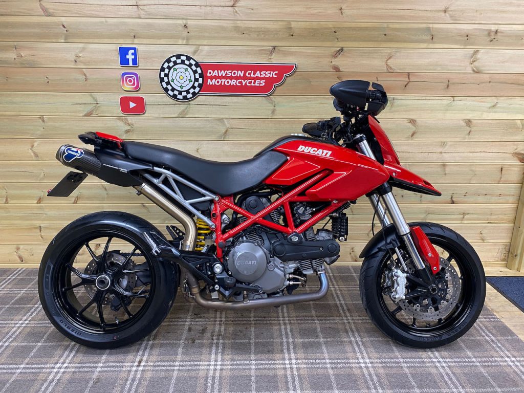 Ducati Hypermotard 796