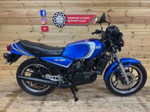 Yamaha RD350LC 1982 3 stripe